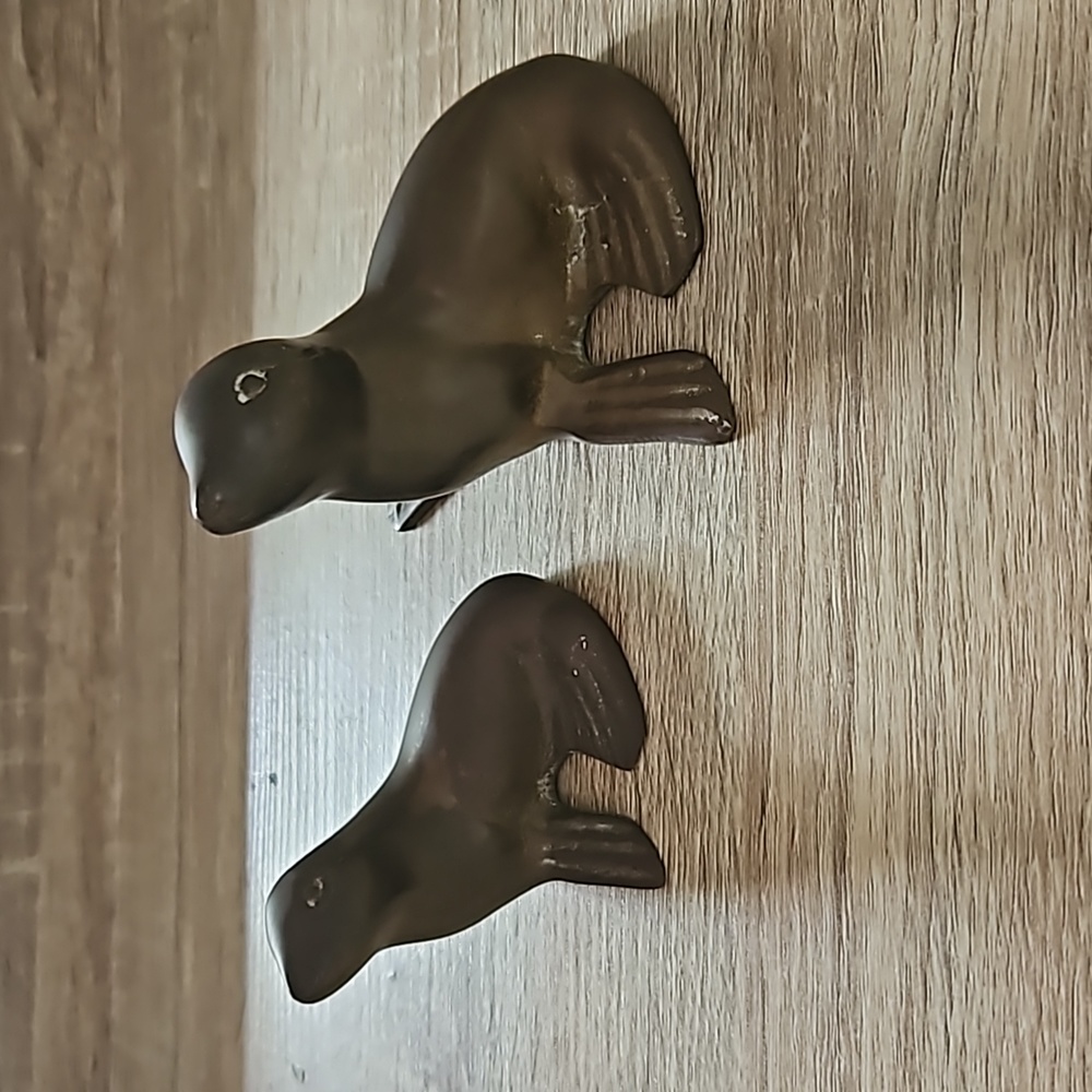 Set of Mother and Baby Sea Lions Paper Weight or Office Decor